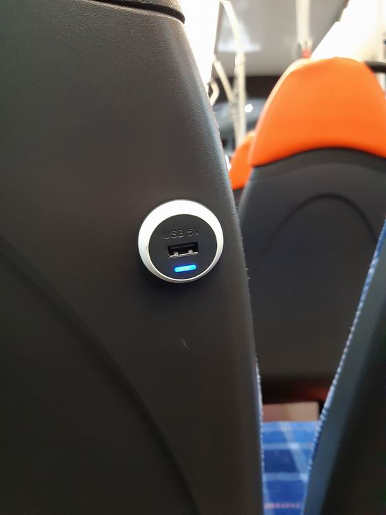 wireless charger moving in a bus